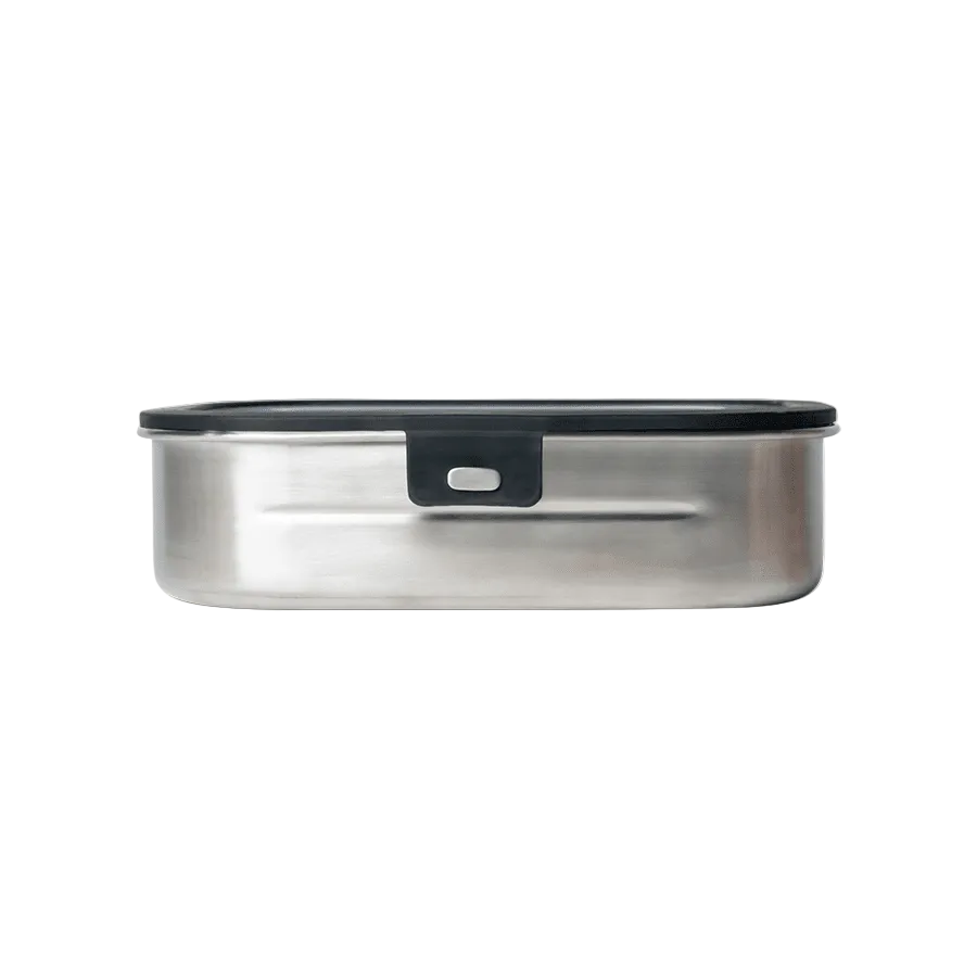Side view of the Citron Black stainless steel lunch box and closure