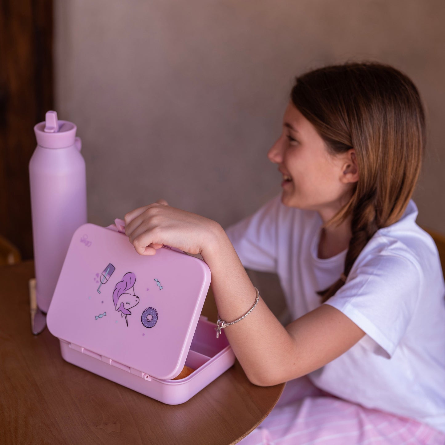 Tritan Lunchbox - 4 Compartments -  Stormy Unicorn